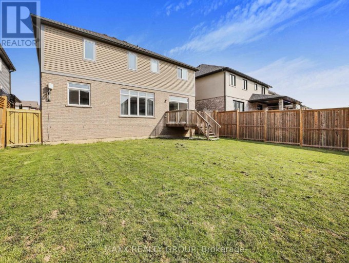 9354 SHOVELLER DRIVE, Niagara Falls (Forestview), Ontario, L2H0M3