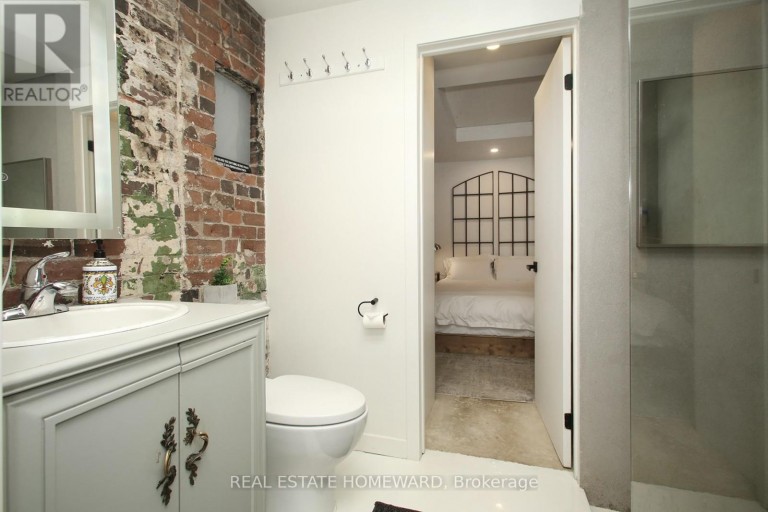 147 BOSTON AVENUE, Toronto (South Riverdale), Ontario, M4M2T8