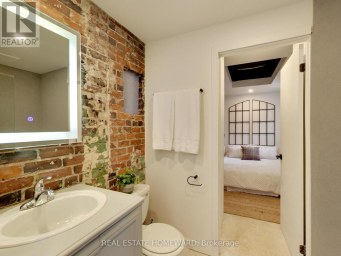 147 BOSTON AVENUE Toronto (South Riverdale) Ontario photo 12