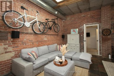 147 BOSTON AVENUE Toronto (South Riverdale) Ontario photo 4