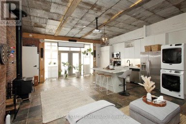 147 BOSTON AVENUE Toronto (South Riverdale) Ontario photo 5