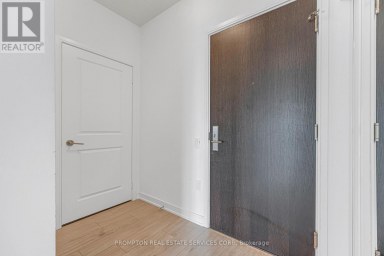 3320 - 8 NAHANI WAY Mississauga (Hurontario) Ontario photo 2