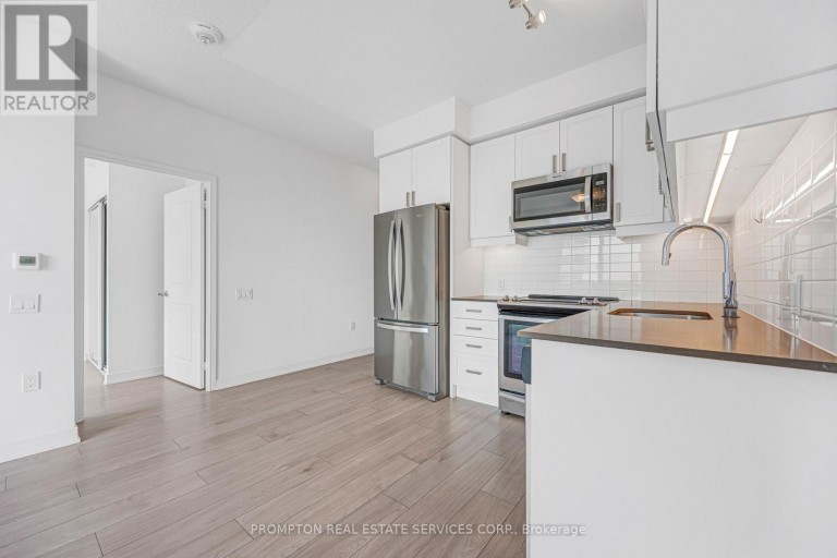 3320 - 8 NAHANI WAY, Mississauga (Hurontario), Ontario, L4Z0C6