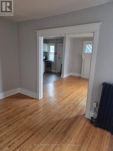 5 - 985 MAIN STREET E, Hamilton (Crown Point), Ontario, L8M1N3