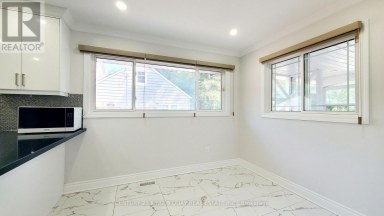 80 MAIN STREET Markham (Unionville) Ontario photo 10