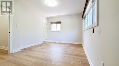 80 MAIN STREET Markham (Unionville) Ontario photo 16