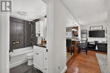 323 CLARKE ROAD London East (East H) Ontario photo 14