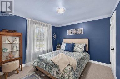 323 CLARKE ROAD London East (East H) Ontario photo 15
