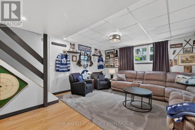 323 CLARKE ROAD London East (East H) Ontario photo 29