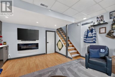 323 CLARKE ROAD London East (East H) Ontario photo 30