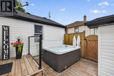 323 CLARKE ROAD London East (East H) Ontario photo 42