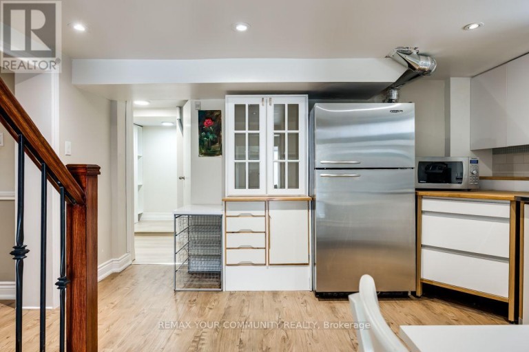 LOWER LEVEL - 71 HAWMAN AVENUE, Vaughan (Vaughan Grove), Ontario, L4L1S3