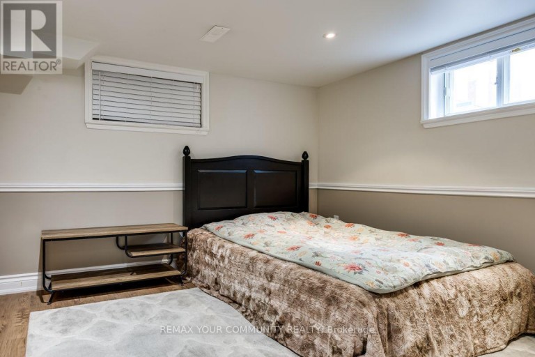 LOWER LEVEL - 71 HAWMAN AVENUE, Vaughan (Vaughan Grove), Ontario, L4L1S3
