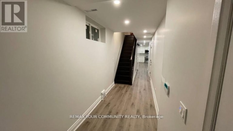 LOWER - 5 RAYMORE DRIVE, Toronto (Humber Heights), Ontario, M9P1W6