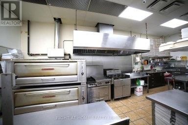 6 - 15 LOCKPORT WAY Hamilton (Stoney Creek) Ontario photo 3