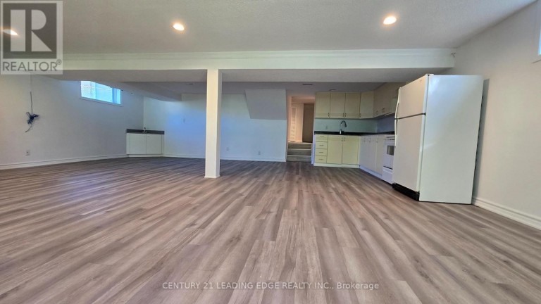 BSMT - 42 ARKONA DRIVE, Toronto (Tam O'Shanter-Sullivan), Ontario, M1T1X3