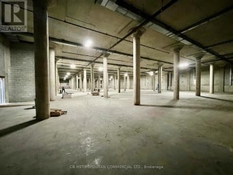 300 - 20 TOWNS ROAD Toronto (Mimico) Ontario photo 4