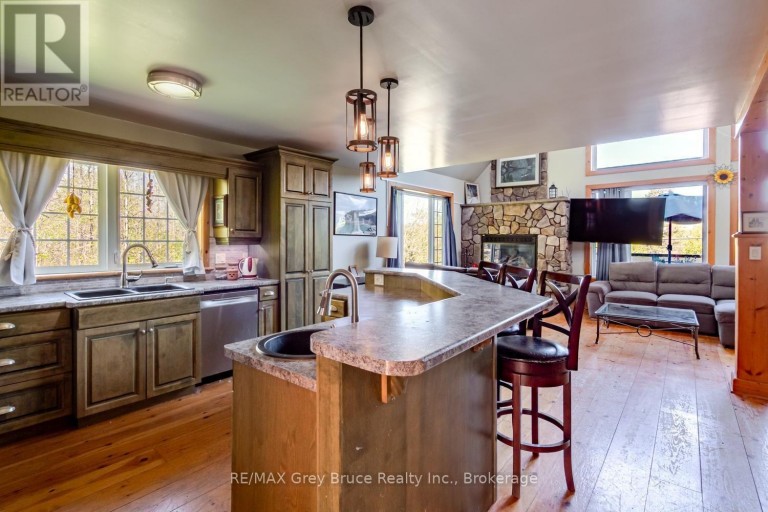 501192 GREY 1 ROAD, Georgian Bluffs, Ontario, N0H2T0