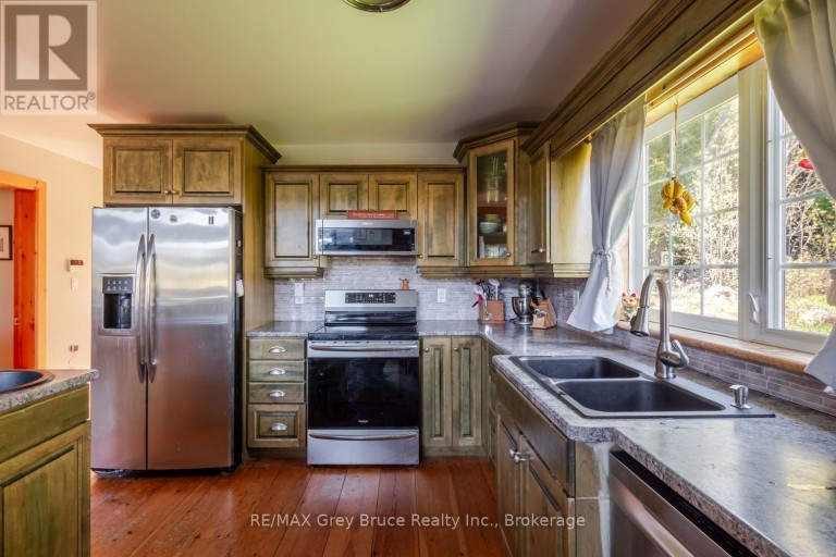 501192 GREY 1 ROAD, Georgian Bluffs, Ontario, N0H2T0