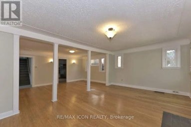 525 GROSVENOR STREET London East (East B) Ontario photo 9