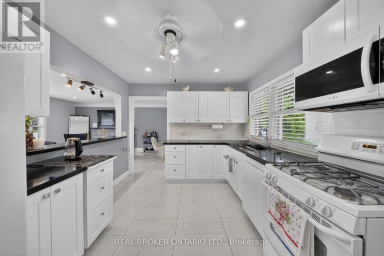 115 GREEN ROAD, Hamilton (Stoney Creek), Ontario, L8G3W9