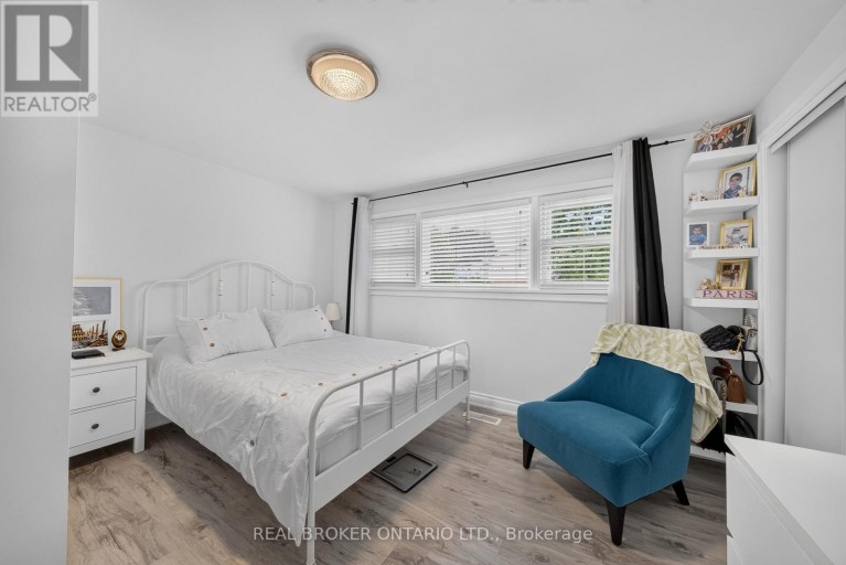 115 GREEN ROAD, Hamilton (Stoney Creek), Ontario, L8G3W9