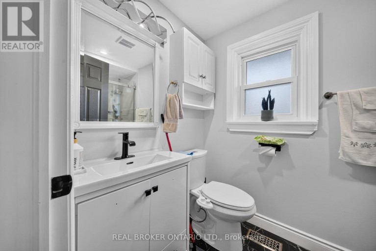 115 GREEN ROAD, Hamilton (Stoney Creek), Ontario, L8G3W9