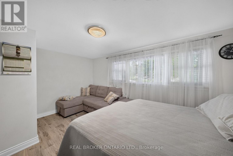 115 GREEN ROAD, Hamilton (Stoney Creek), Ontario, L8G3W9