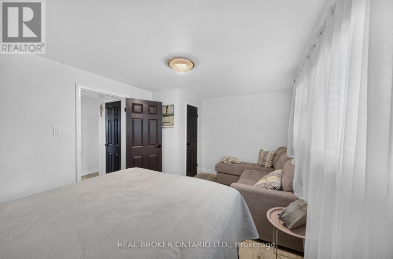115 GREEN ROAD, Hamilton (Stoney Creek), Ontario, L8G3W9