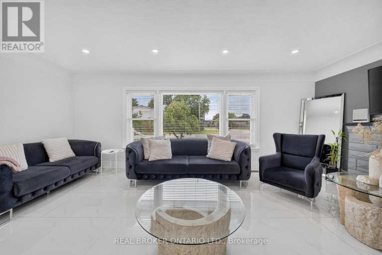 115 GREEN ROAD, Hamilton (Stoney Creek), Ontario, L8G3W9