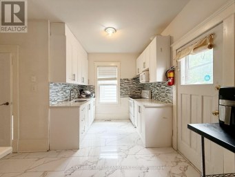 827 QUEBEC STREET London East (East G) Ontario photo 14