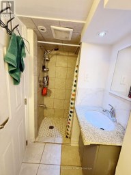 827 QUEBEC STREET London East (East G) Ontario photo 27