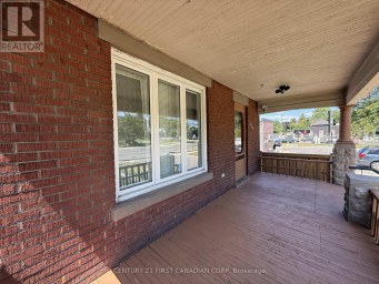 827 QUEBEC STREET London East (East G) Ontario photo 4