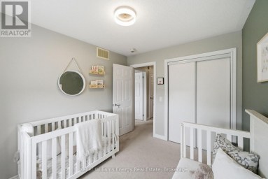 98 TABARET CRESCENT Oshawa (Windfields) Ontario photo 13