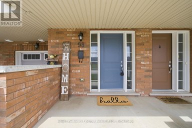 98 TABARET CRESCENT Oshawa (Windfields) Ontario photo 2