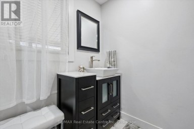 14 ASH STREET Guelph/Eramosa (Eden Mills) Ontario photo 15