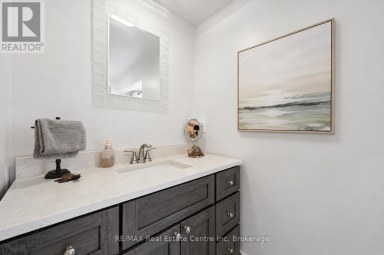 14 ASH STREET Guelph/Eramosa (Eden Mills) Ontario photo 24