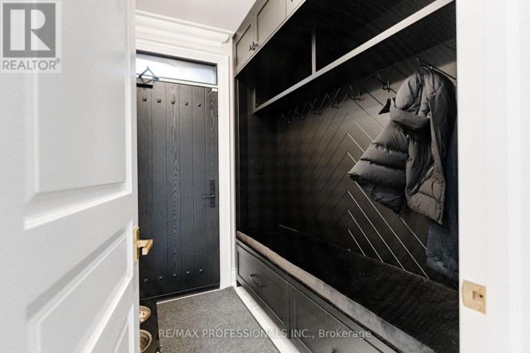 161 THE KINGSWAY, Toronto (Kingsway South), Ontario, M8X2V5
