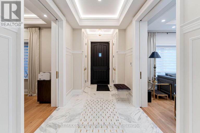 161 THE KINGSWAY, Toronto (Kingsway South), Ontario, M8X2V5