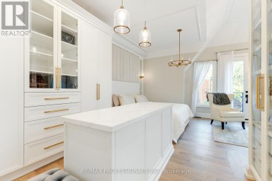 161 THE KINGSWAY Toronto (Kingsway South) Ontario photo 27