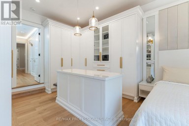 161 THE KINGSWAY Toronto (Kingsway South) Ontario photo 29