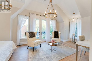 161 THE KINGSWAY Toronto (Kingsway South) Ontario photo 31