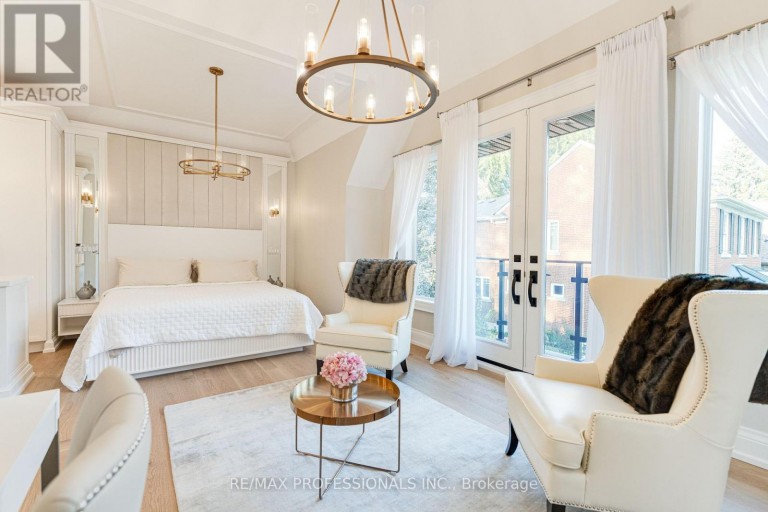 161 THE KINGSWAY, Toronto (Kingsway South), Ontario, M8X2V5