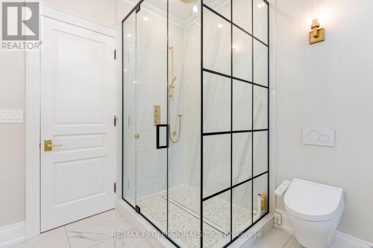 161 THE KINGSWAY, Toronto (Kingsway South), Ontario, M8X2V5