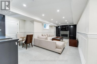 161 THE KINGSWAY Toronto (Kingsway South) Ontario photo 38