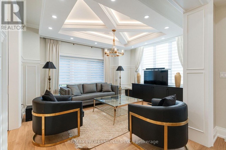 161 THE KINGSWAY, Toronto (Kingsway South), Ontario, M8X2V5