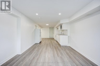 27 DALRYMPLE DRIVE Toronto (Rockcliffe-Smythe) Ontario photo 14