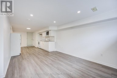 27 DALRYMPLE DRIVE Toronto (Rockcliffe-Smythe) Ontario photo 15