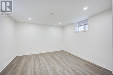 27 DALRYMPLE DRIVE Toronto (Rockcliffe-Smythe) Ontario photo 18