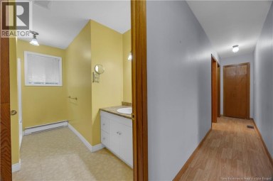 221 Magnolia Avenue Sussex New Brunswick photo 17
